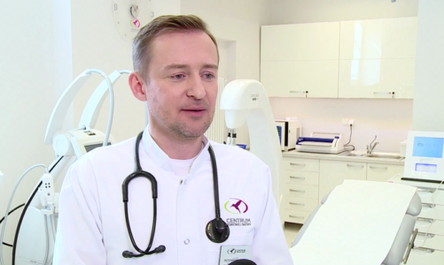 Coraz większe zastosowanie w medycynie estetycznej fototerapii światłem LED. Likwiduje stany zapalne, trądzik i stymuluje produkcję kolagenu
