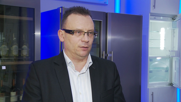 Lodówki różnią się od siebie technologicznie. Te nowoczesne potrafią znacząco wydłużyć czas utrzymania świeżości produktów