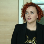By chudnąć, trzeba jeść. Zbyt mała liczba kalorii w diecie hamuje metabolizm i ogranicza spalanie tłuszczu