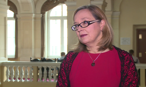 Polscy pacjenci cierpią z powodu braku danych o skuteczności opieki onkologicznej. Krajowy Rejestr Nowotworów wymaga zmian