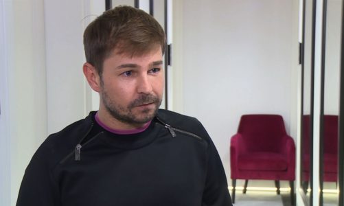 Gwiazdy programu „Ostre Cięcie ” Andrzej Wierzbicki i Tomasz Schmidt wprowadzają na rynek własną markę profesjonalnych kosmetyków
