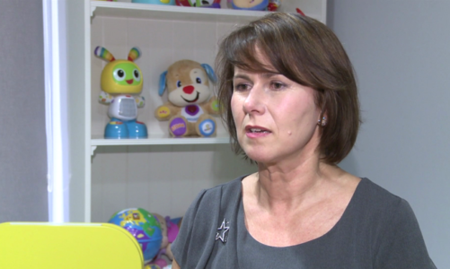 Lalki, klocki i samochodziki najbardziej oczekiwanymi prezentami pod choinką