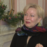 Krystyna Kofta: Gdybym badała się co roku, tobym miała obie piersi. Kobiety boją się, że bez piersi nie będą w pełni kobietami
