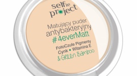 Selfie Project Matujący puder antybakteryjny