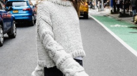 JESIENNE TRENDY: OTUL SIĘ W NOWOJORSKIM STYLU, SAMODZIELNIE WYKONANYM SWETREM