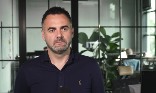 Problemy psychiczne może mieć nawet 6 mln Polaków, a kolejki do specjalistów rosną. Rozwiązaniem mogą być konsultacje online