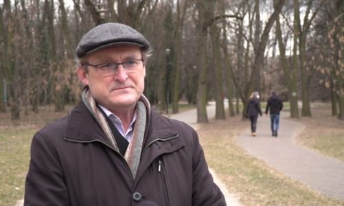 Psy i koty nie zagrażają człowiekowi w związku z COVID-19. Jednak szczepienia zwierząt powinny być priorytetem dla UE po zakończeniu pandemii