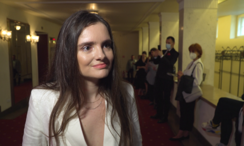Maria Niklińska: Jestem za naturalnością, ale nie będę krytykować osób poprawiających sobie urodę. Każdy może mieć inną estetykę, szanujmy się nawzajem