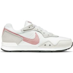 BUTY DAMSKIE NIKE VENTURE RUNNER dostępne w GO Sport 279,99 zł Sportowe zakończenie wakacji