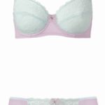 pastele z koronek i satyny