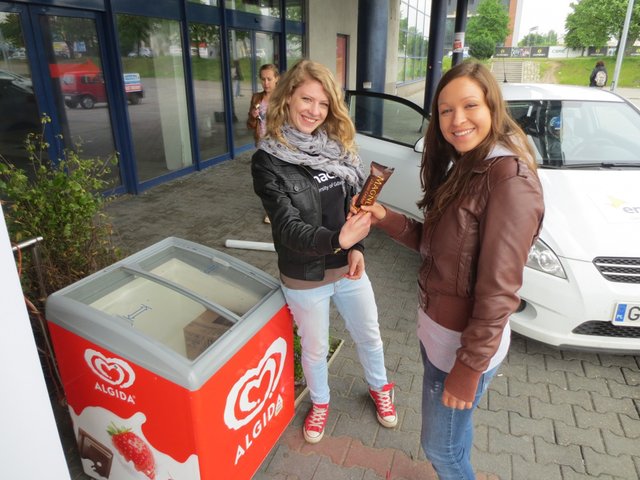 Zbiórka 25000 plastikowych butelek ” fabryka lodów Algida w Baninie po raz kolejny wspiera ekologiczne inicjatywy