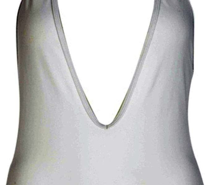 łączy w sobie stylistykę luksusowych imprez nad basenem z nadmorskim luzem i wygodą