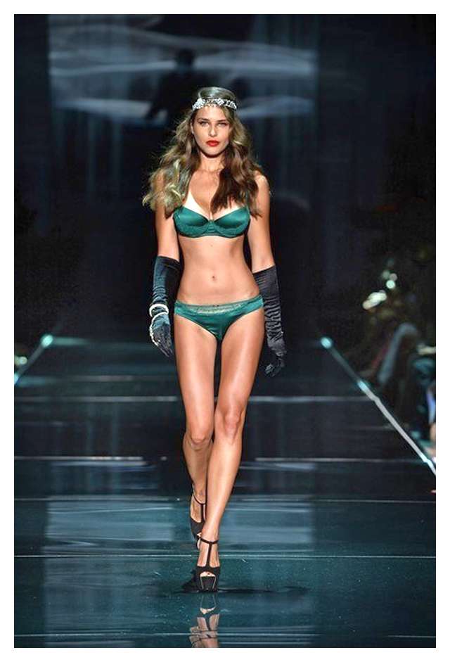 Sfilata Intimissimi 2013(ph. Daniele Venturelli)