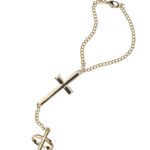 Claires9_2490pln1 Skóra, ćwieki, krata w Gothic Rebel marki Claire’s