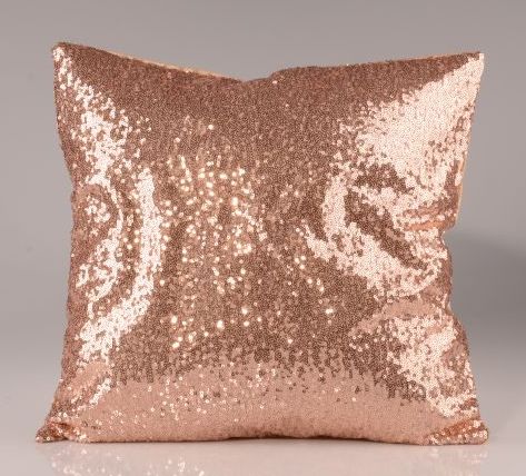 różowa-poduszka-z-cekinami2