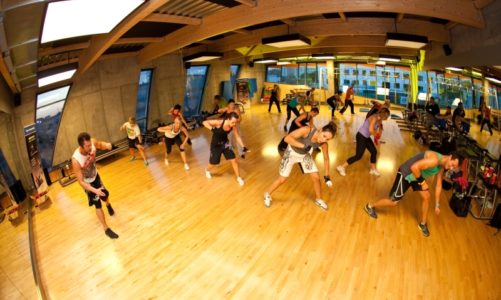 Jak zapisać się na fitness, czyli pierwsze kroki w klubie fitness