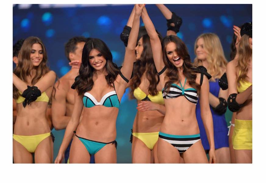 CALZEDONIA SUMMER SHOW ” FOREVER TOGETHER