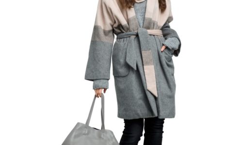 Długi płaszcz, luźna parka lub obszerne futro