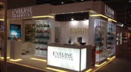 EVELINE COSMETICS NA MIĘDZYNARODOWYCH TARGACH COSMOPROF ASIA