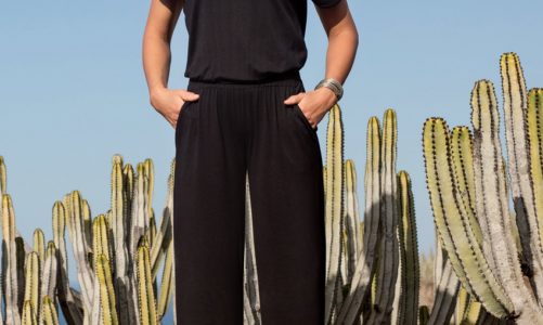 Stylizacje do pracy, które sprawdzą się podczas upałów