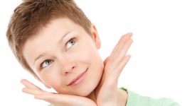 Najcieńsza i najbardziej wrażliwa – skóra sucha