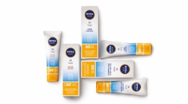 Ochrona skóry twarzy i ciała w podręcznych wersjach na wakacje!
