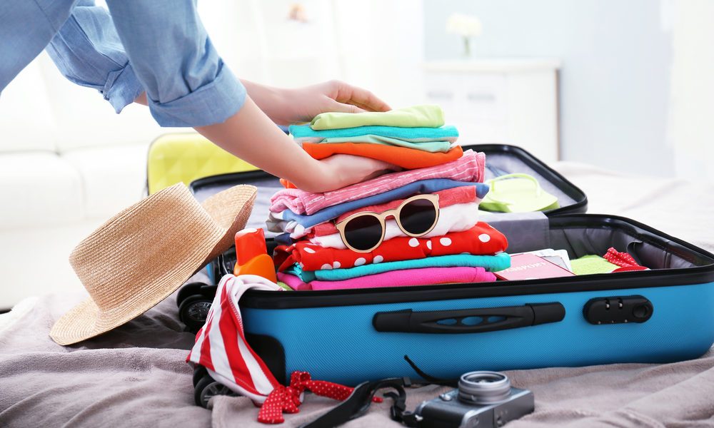 Czy warto pakować rajstopy na wakacje?