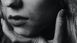 Z brodą Marylin Monroe czyli korekcja podbródka