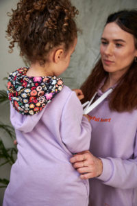 bluza i spodnie my adventure (4) GIRLS ARE MAGIC, czyli premiera pierwszej dziecięcej kolekcji marki NAOKO