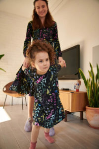 sukienka wild child (7) GIRLS ARE MAGIC, czyli premiera pierwszej dziecięcej kolekcji marki NAOKO