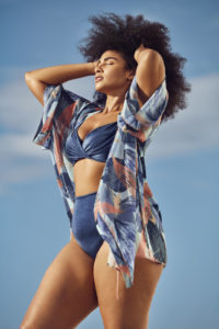 211180-Serenity-FullCupLow-TaiHighWaist-JungleNight-Kimono-1-medium Kolekcja na lato 2021: Moda plażowa i Stroje kąpielowe CHANGE Lingerie