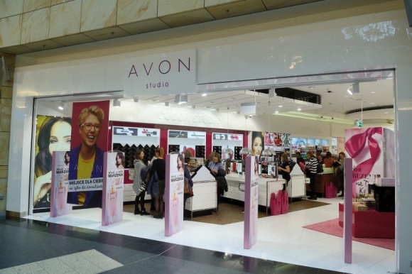 Celebruj Dzień Kobiet z AVON Studio w Złotych Tarasach! LIFESTYLE, Uroda - Wszyscy tęsknimy za wiosną, dlatego firma AVON postanowiła ogłosić ją w tym roku wcześniej, przy okazji Dnia Kobiet!