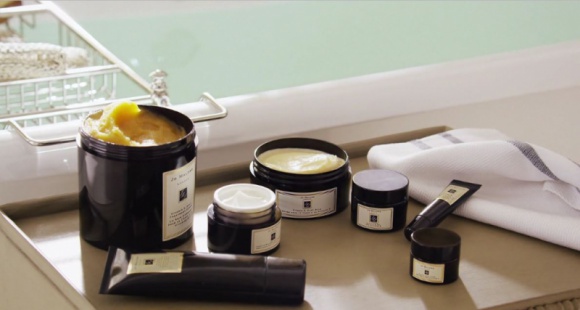 Jo Malone London Vitamin E - zastrzyk witamin od stóp do głów. LIFESTYLE, Uroda - Pielęgnacyjne produkty odżywiające skórę.