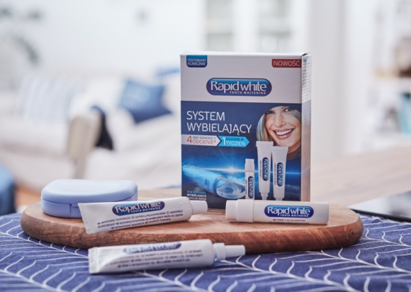 PEG-i, SLS-y, parabeny - z encyklopedii szkodliwych składników kosmetycznych LIFESTYLE, Uroda - Zapewne wiele razy słyszałaś o szkodliwości SLS-ów, parabenów lub PEG-ów. Co jednak stoi za powszechnie niepożądanymi komponentami kosmetycznymi i czy naprawdę jest się czego bać? Rozwiewamy wszelkie wątpliwości!