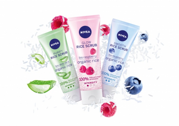 WHAT A PEELING! LIFESTYLE, Uroda - Aloes, borówki, a może maliny? Intensywność delikatna, umiarkowana czy mocna? Sięgnij po nowe peelingi NIVEA z organicznym ryżem i bio składnikami o trzech różnych intensywnościach, by cieszyć się gładką skórą każdego dnia! To co? Na jaki peeling masz dzisiaj feeling?