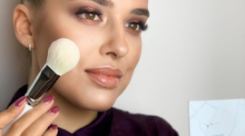Makijaż na święta? Naturalny pomysł od Iuno Cosmetics!