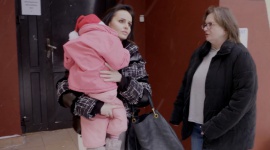 Finałowy odcinek „Równi sobie”- porządek nie tylko w domu, ale i w głowie! Dziecko, LIFESTYLE - 12 kwietnia o 21:30 zostanie wyemitowany ostatni odcinek aktualnego sezonu reality show, który zyskał sympatię widzów w całej Polsce. W programie „Równi sobie” mogli oni co tydzień oglądać spotkanie dwóch rodzin z różnych światów.